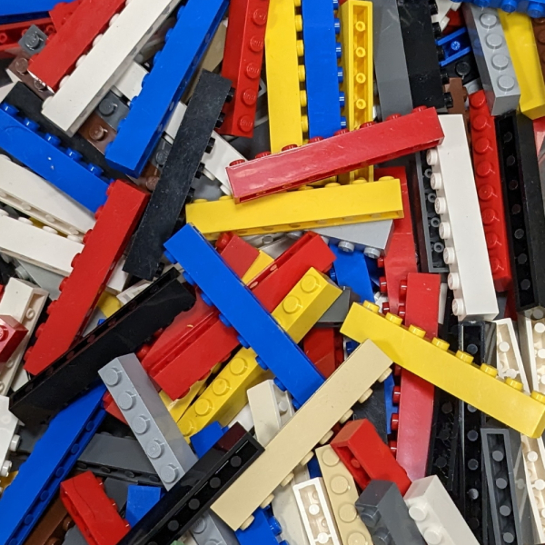 3008